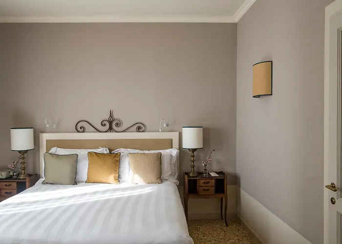 La Posta & Thermal 바뇨비뇨니